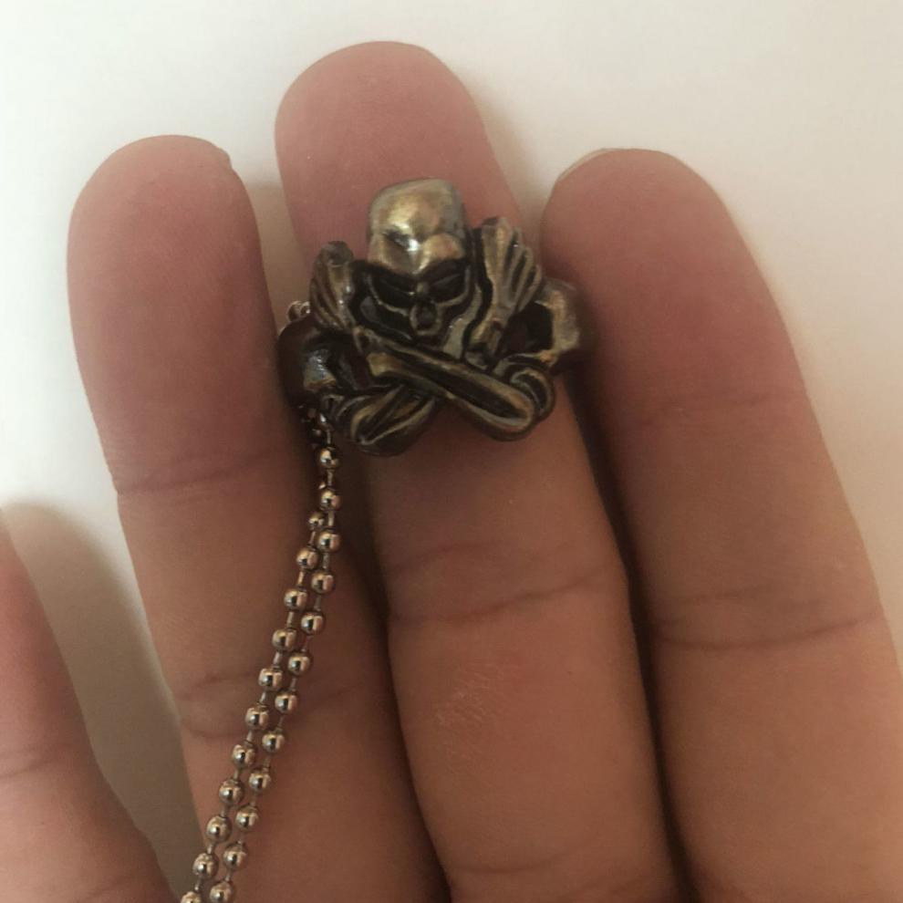 防狼防身戒指户外防卫指虎自卫防暴扳指汽车逃生破窗器防色狼潮牌运动