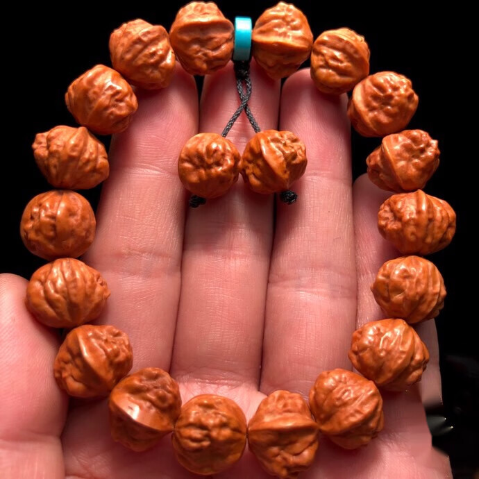 金蟾蛤蟆头手串蛤蟆背龙纹桃核雕刻精品小核桃文玩京八棱手持 1.