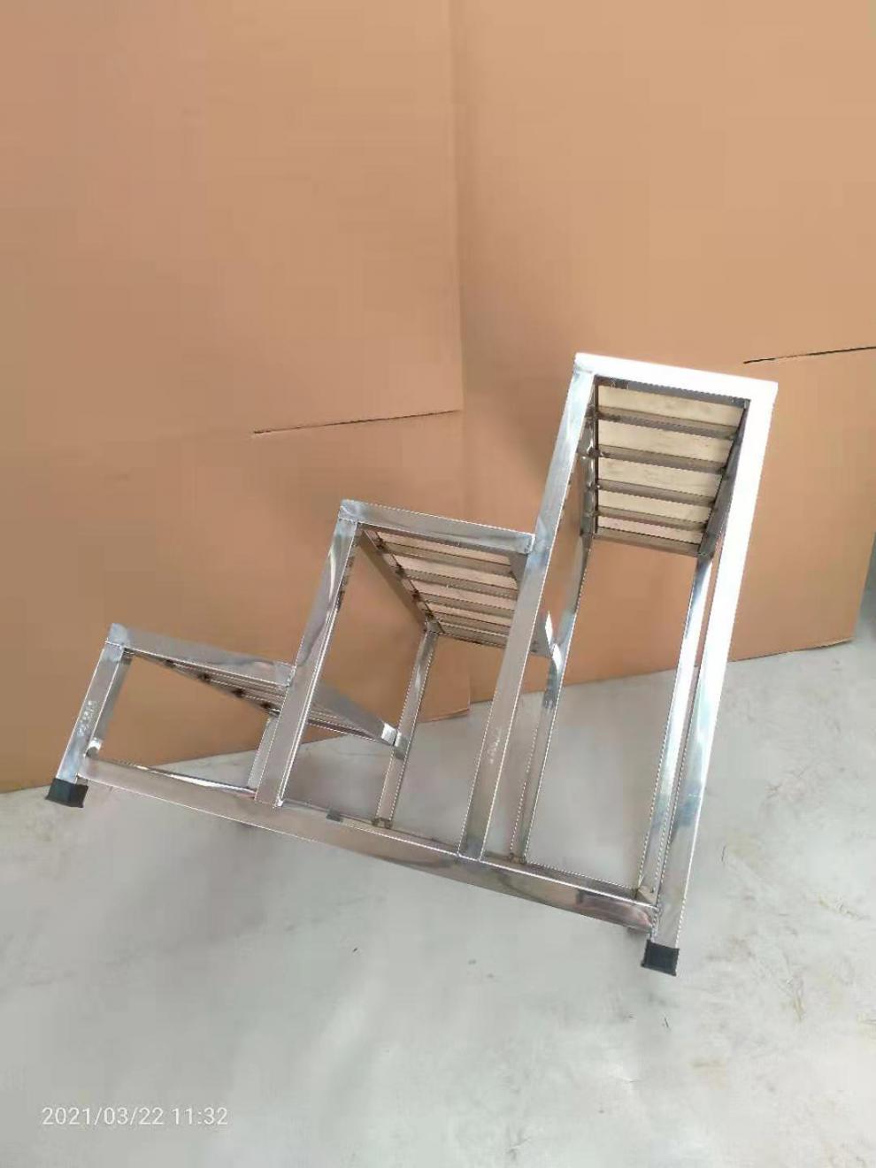 凳梯凳步梯台阶二三步梯脚踏台家用踏步台阶凳不锈钢2层红色40厘米宽