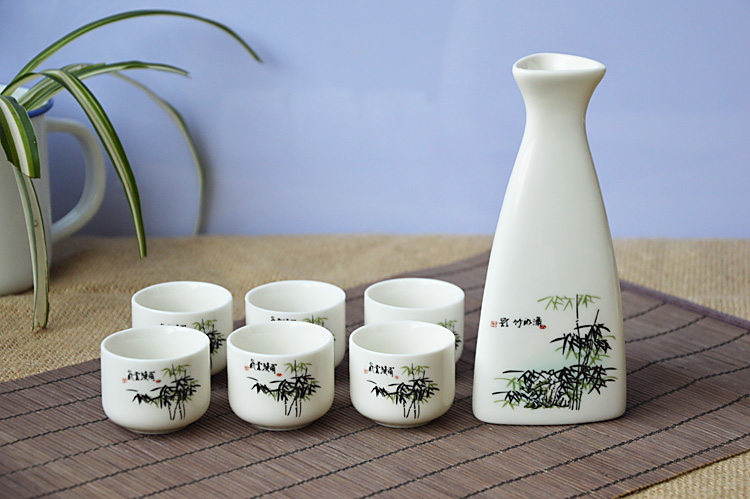 日本清酒日式陶瓷酒具一口酒盅酒杯套装醒小酒壶白酒杯分酒器和风米酒
