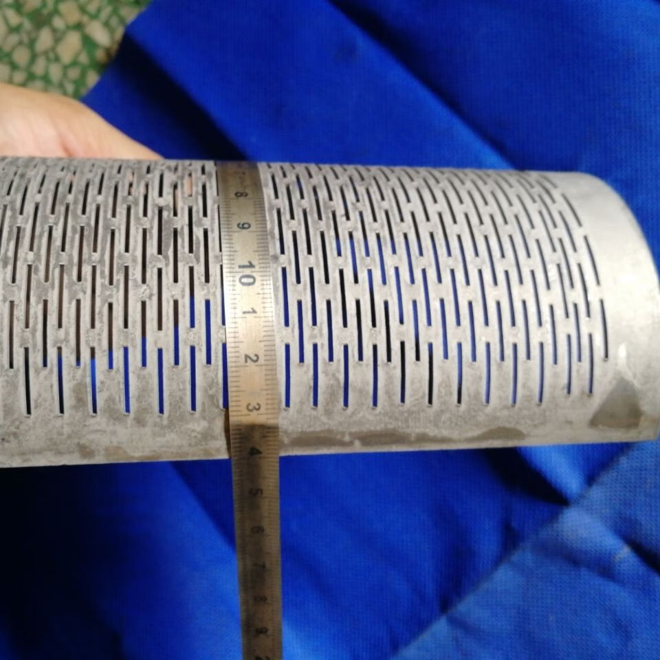 碾米机筛片,家用小型碾米机米筛片,糠筛片,粉筛片,农机配件 258*142
