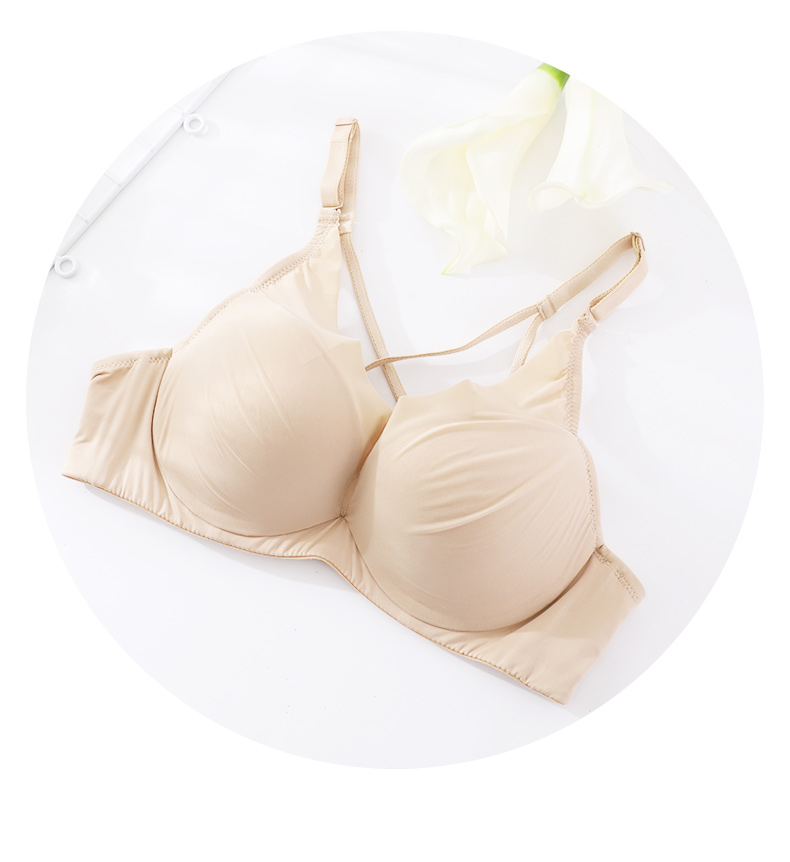 光面无痕内衣女薄款透气防走光 记忆钢圈小胸聚拢美背文胸 黑色 70b