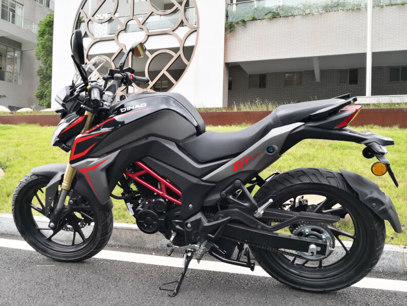 暴风眼250摩托车整车可以上牌国4电喷油冷cbs机车跑车街车 红色【图片