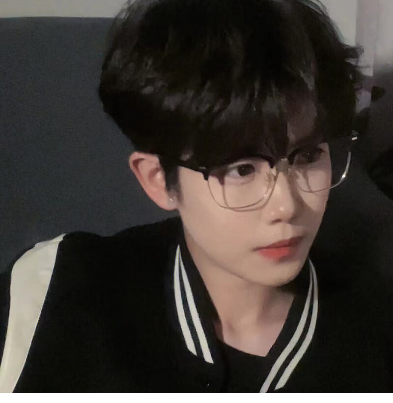 理工男半框眼镜斯文理工男复古半框眼镜方形眉线框防蓝光镜痞帅宅男风