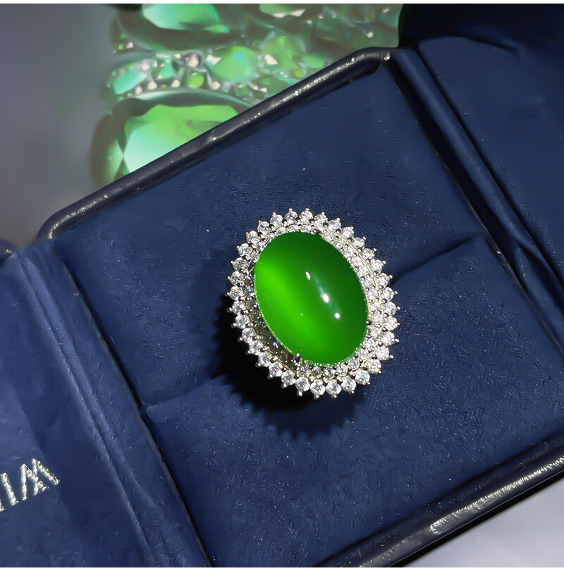 吉裕 高冰高荧光冰种巴西大鸽子蛋绿玉髓戒指 豪华媲美翡翠925镀金j