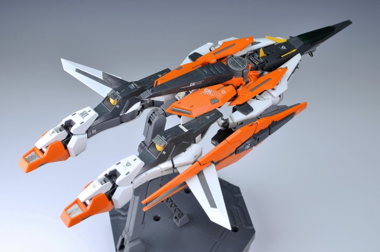 万代(bandai)高达rg系列主天使 s181/100mg主天使高达00kyriosgn-003
