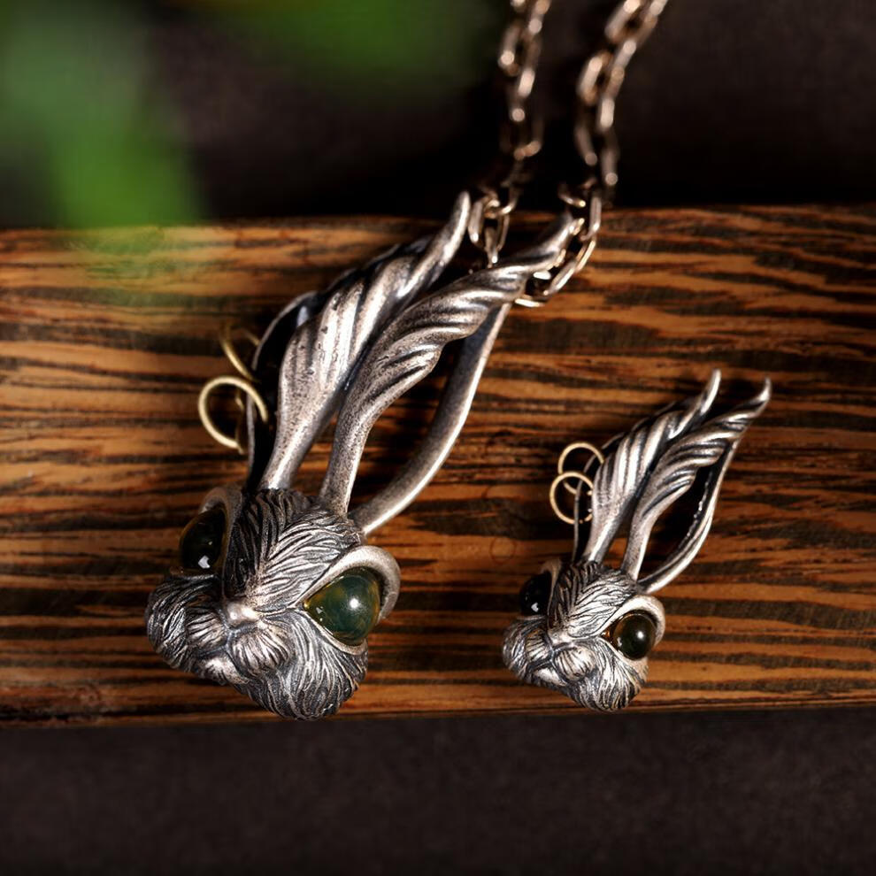 小兔子项链吊坠生肖兔本命年s925银做旧流氓兔吊坠复古潮流男女可戴