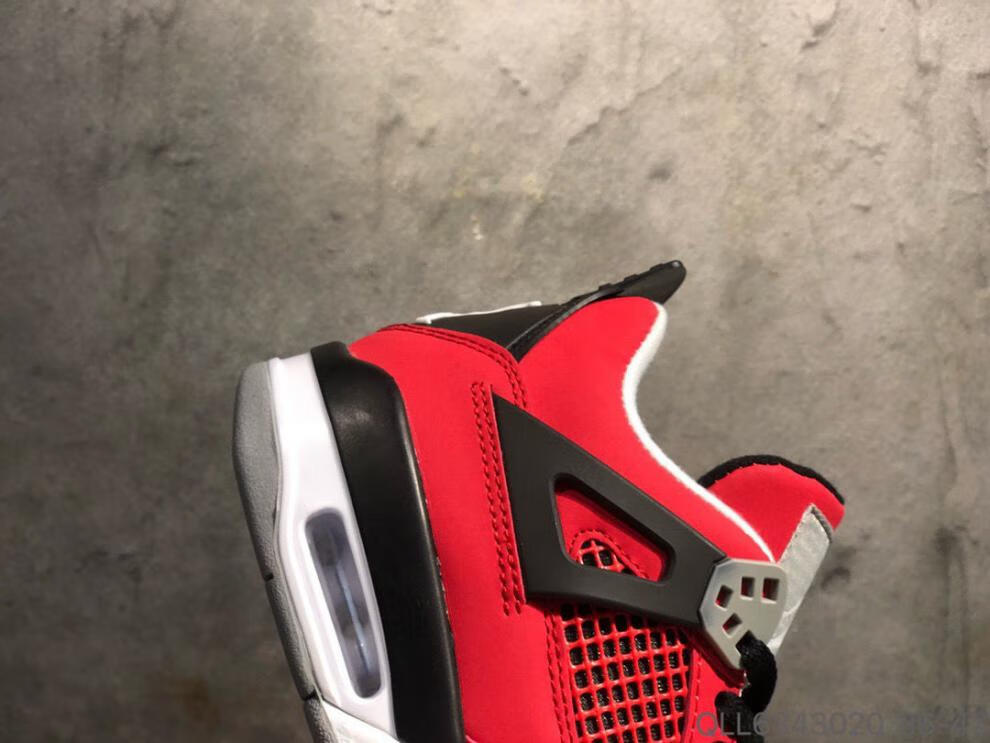 安踏【特价捡漏】学校指定超火 aj4 愤怒的公牛 红色 男女同款中帮