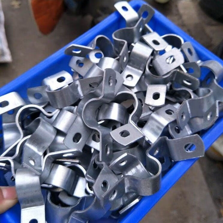 卡子加厚管卡铁镀锌水管骑马卡固定管夹吊桥标志牌欧姆卡抱箍u型码