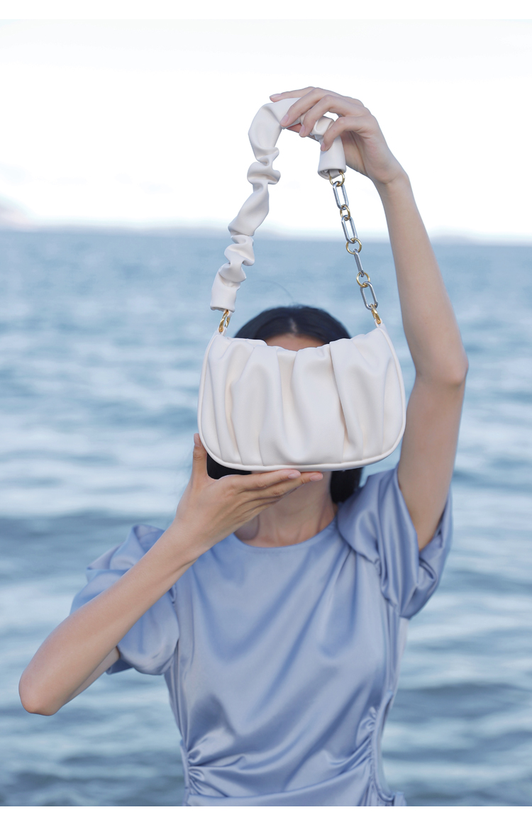 lerogeni奢侈品牌单肩包包女2022新款潮休闲百搭云朵包褶皱白色腋下