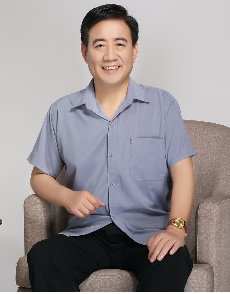 老头夏天穿的老爷爷短袖衬衣夏季爸爸衬衫老人50-60岁70男士宽松爷爷