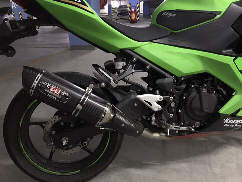 适用于摩托车川崎小忍者ninja400排气管z400中段改装排气配件全段