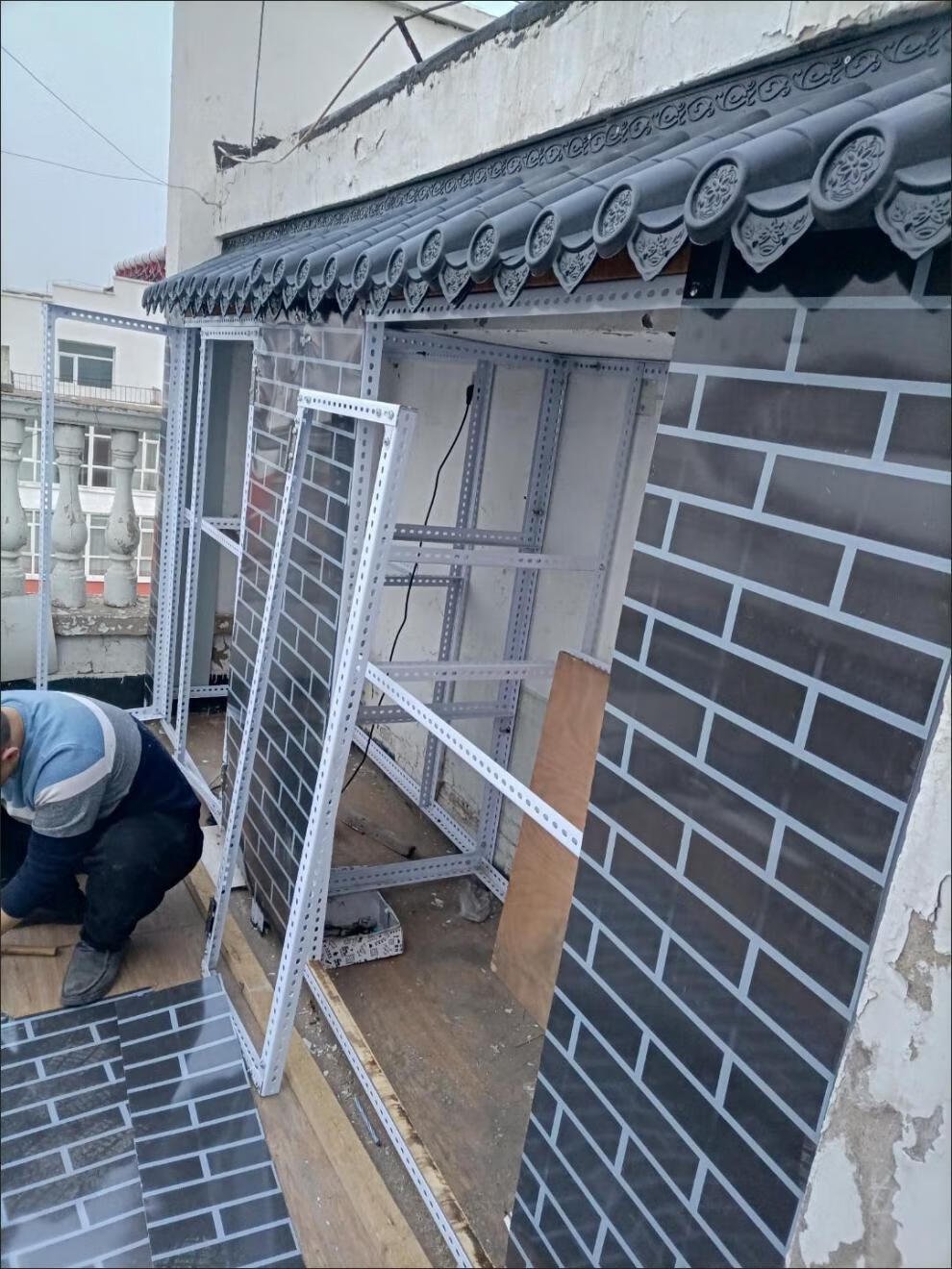 灰花磚彩鋼瓦鐵皮彩鋼板圍擋雨棚圍牆頂板養殖專用車棚04毫米厚7米長