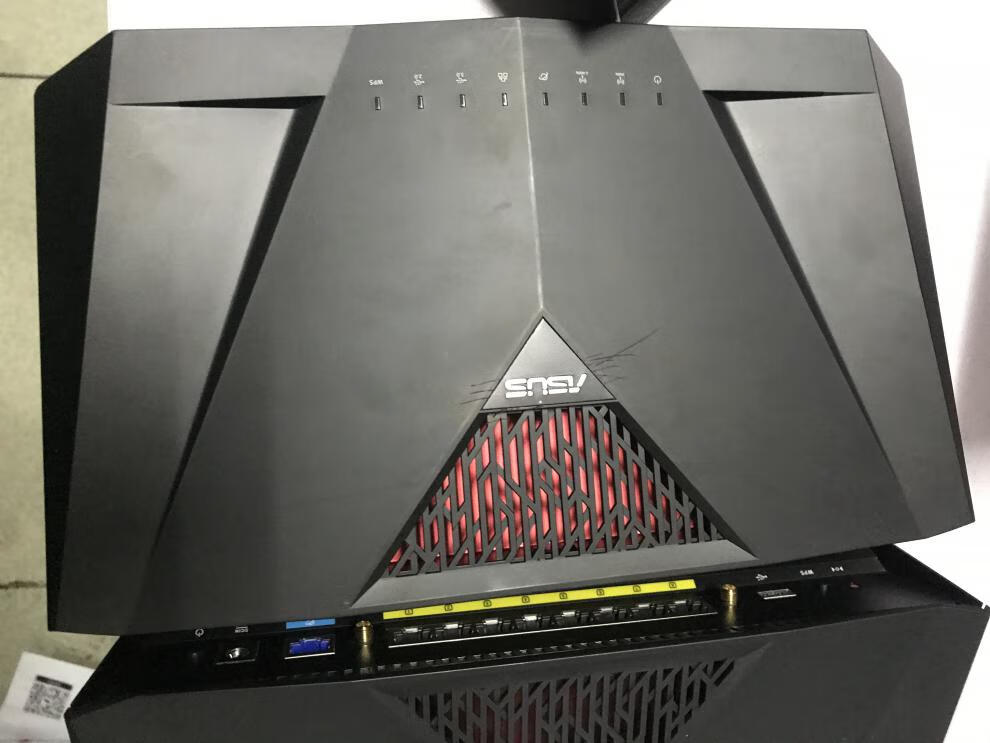 华硕(asus)rt-ac88u双频ac3100智能梅林千兆游戏无线路由器wifi穿墙