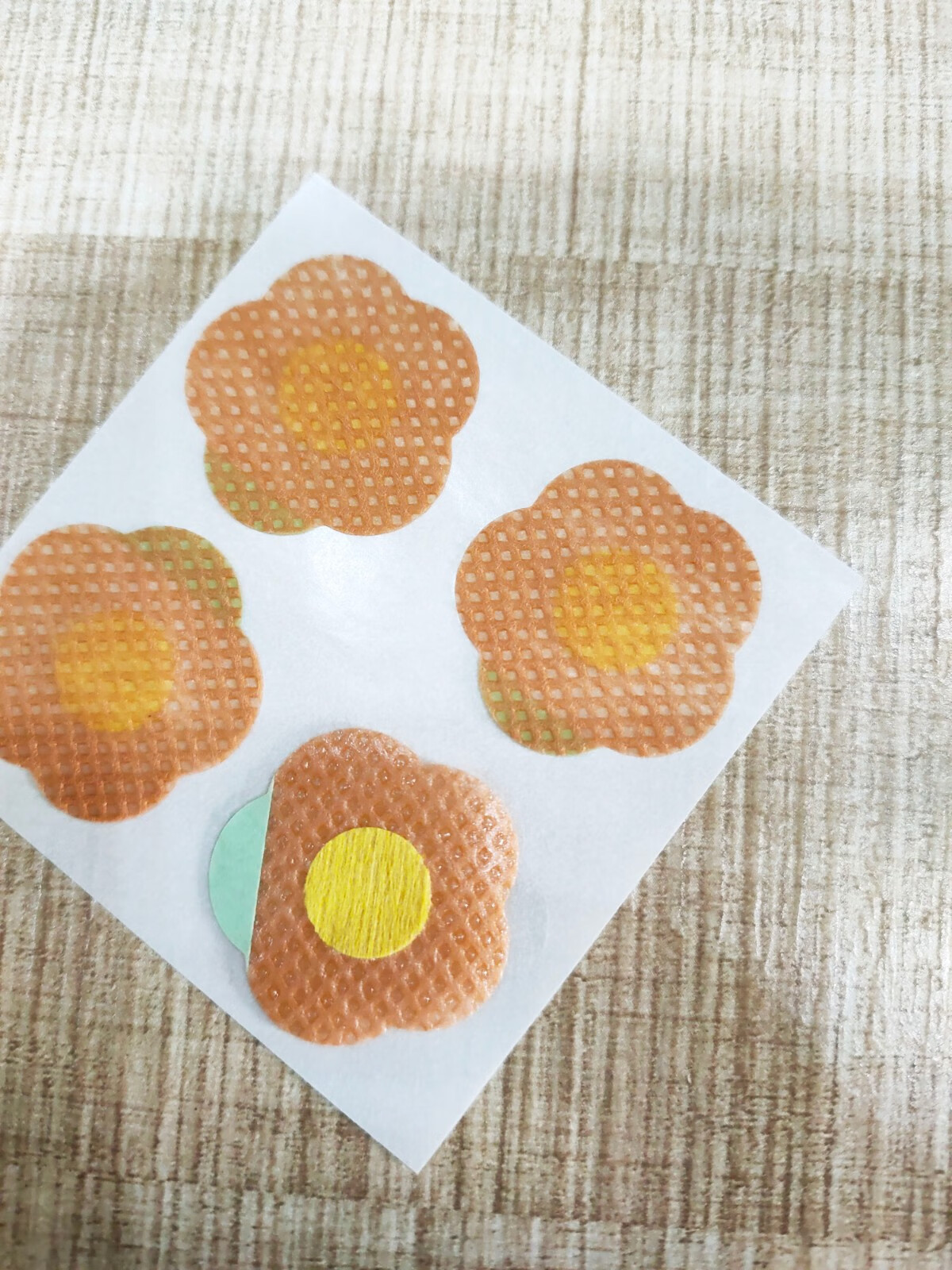 华越小号圆形创可贴防水透气医用迷你伤口止血贴埋线针后贴肤色400片