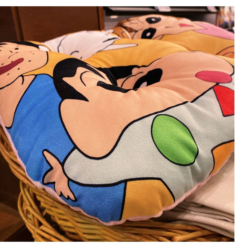 2022新款宜之家动漫坐垫日系动漫卡通蜡笔小新坐垫左卫门小白系列屁垫