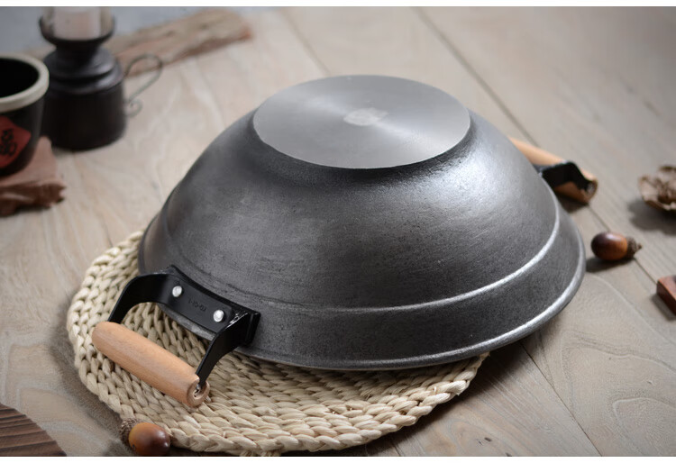 梁氏父子铁锅山东滕州梁氏父子铁锅铸铁炒锅家用双耳生铁锅老式无涂层