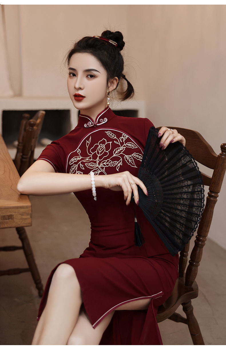 2022年高考女旗袍旗开得胜红色旗袍新款年轻款改良版少女日常连衣裙