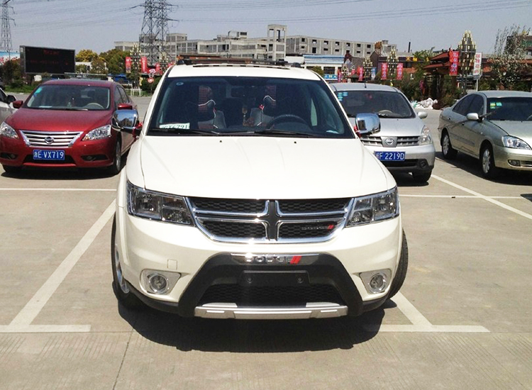 适用13-17款道奇酷威前后杠 改装专用酷威前后护杠保险杠前杠后杠