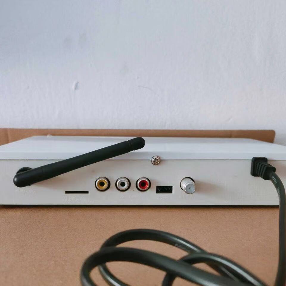 新款电视机顶盒户外接收器家用电视天线锅户户高清农村通用63台56台大