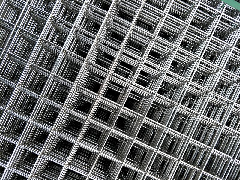 304不锈钢电焊网格筛网方孔焊接网防护围栏网不锈钢丝网片 丝径1.