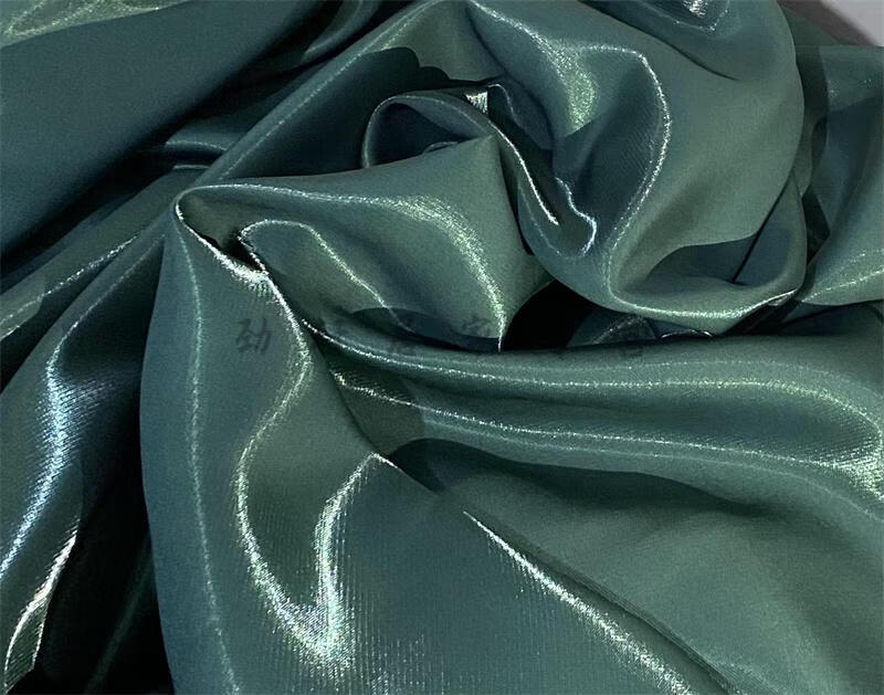 水光纱布料水晶丝缎白色光滑礼服水光缎面婚纱液态金属丝绸硬挺面料