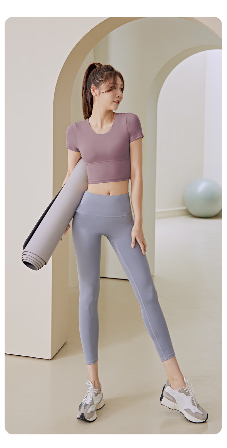 心菲痒lulu露背瑜伽服短袖显瘦运动上衣女裸感带胸垫速干短款瑜伽短袖