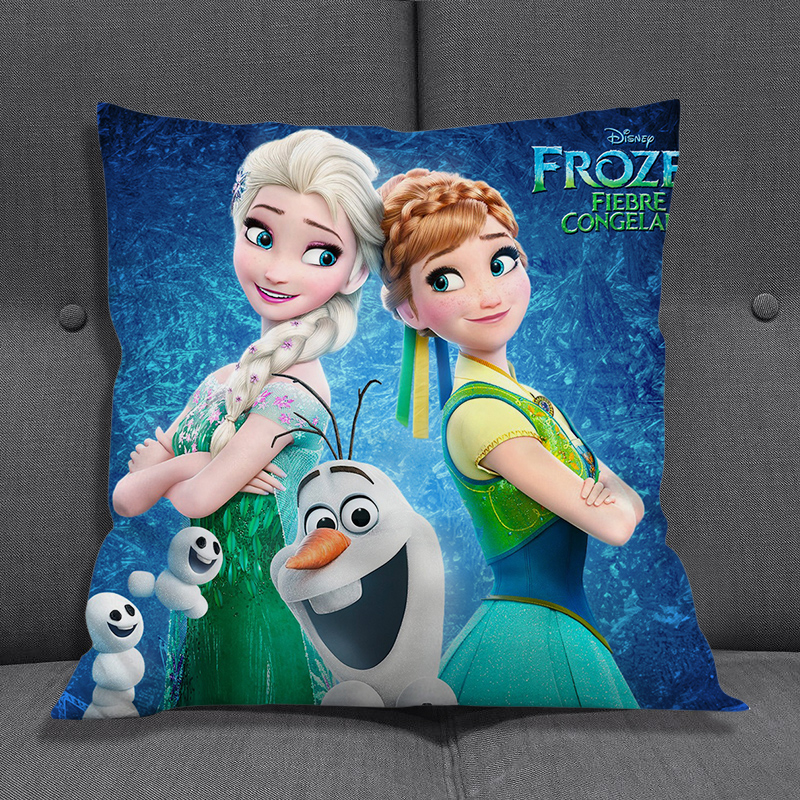 爱莎公主抱枕 冰雪奇缘爱莎公主艾莎抱枕头套沙发睡觉动漫车用靠垫