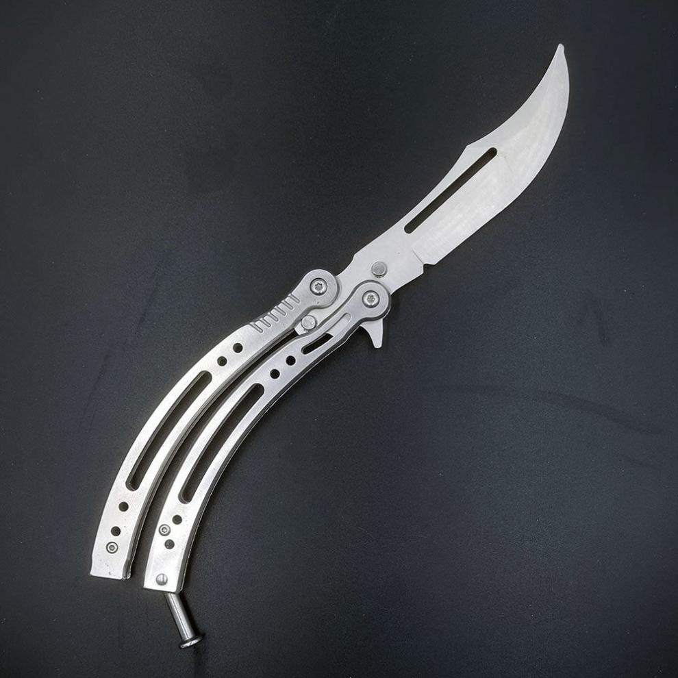 cs同款弯刀 csgo不开刃cs玩具帅气练习高颜值折叠刀军工csgo刀蝴蝶