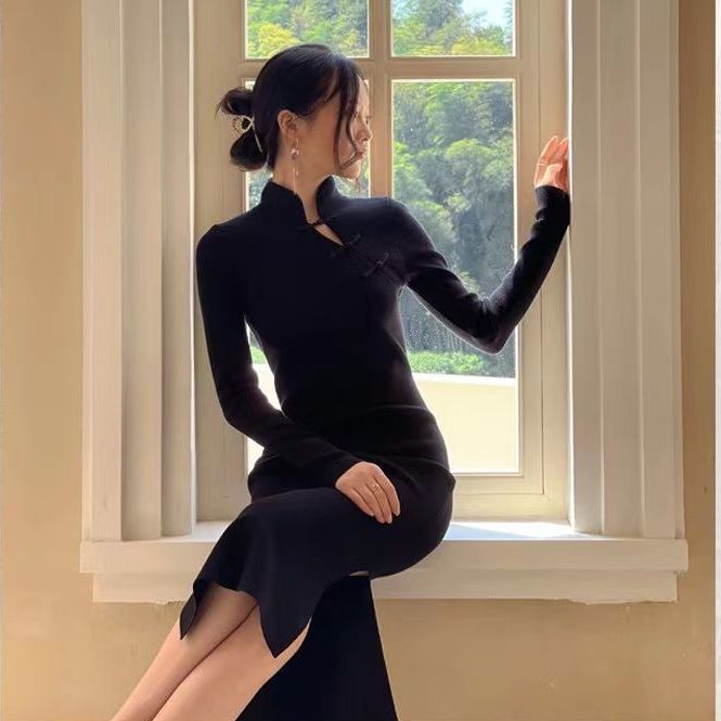 寇恙kouyang秋冬季新款国民复古风盘扣枫叶红修身显瘦针织旗袍开叉