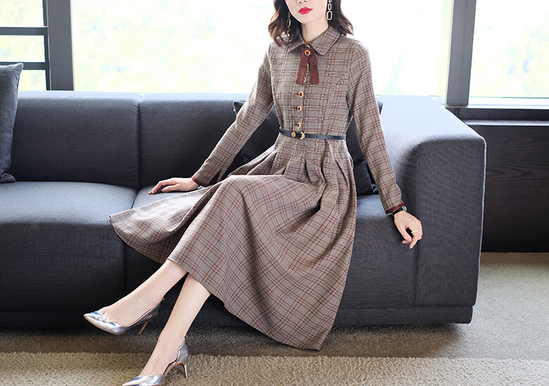 连衣裙女春冬季中长款气质收腰翻领蝴蝶结长袖单排扣复古格子 咖啡色