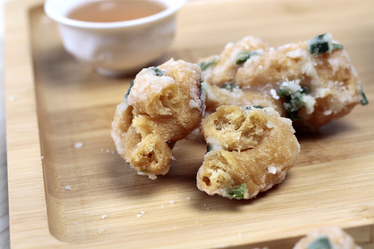 广东潮汕特产小吃潮州传统手工麻花葱花油索零食茶点香脆可口1包200g