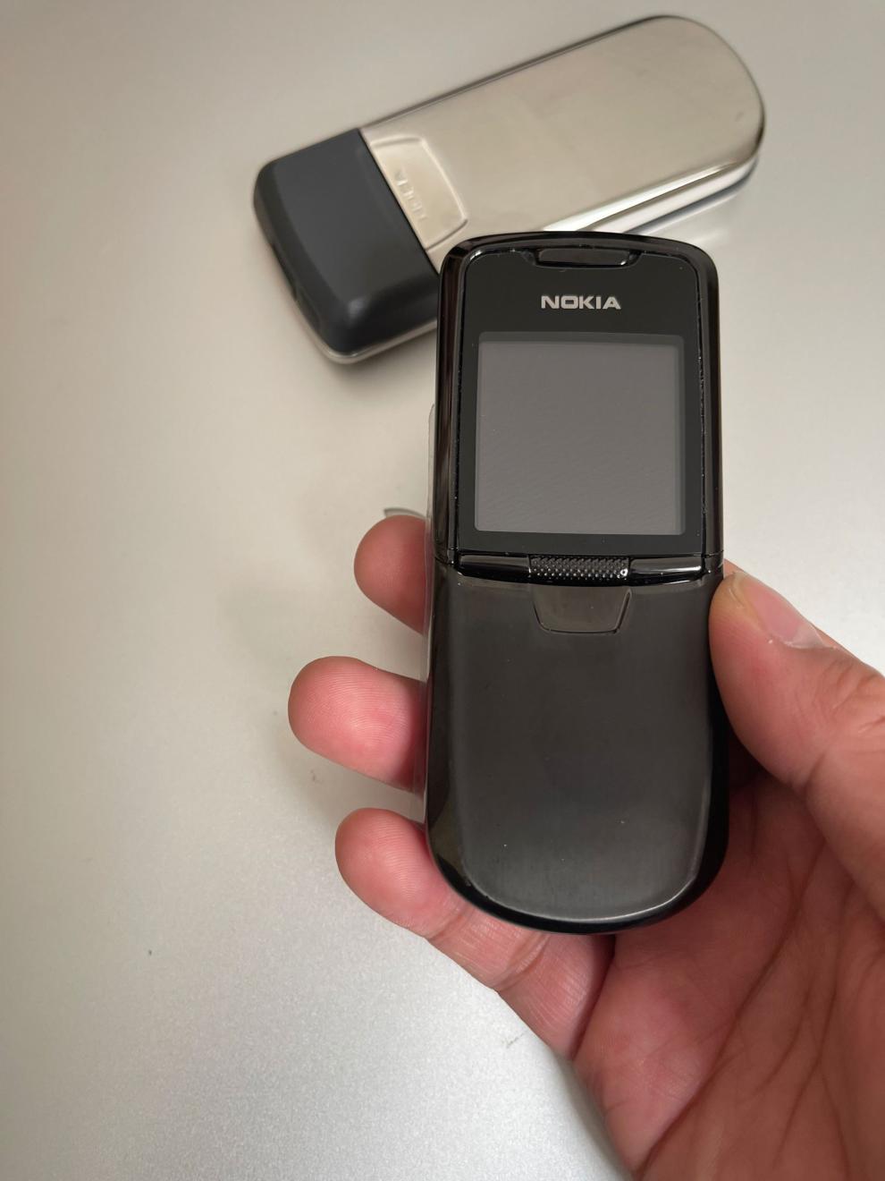 nokia/诺基亚 8800不锈钢金属上滑盖手机怀旧金典老款收藏品手机 银色