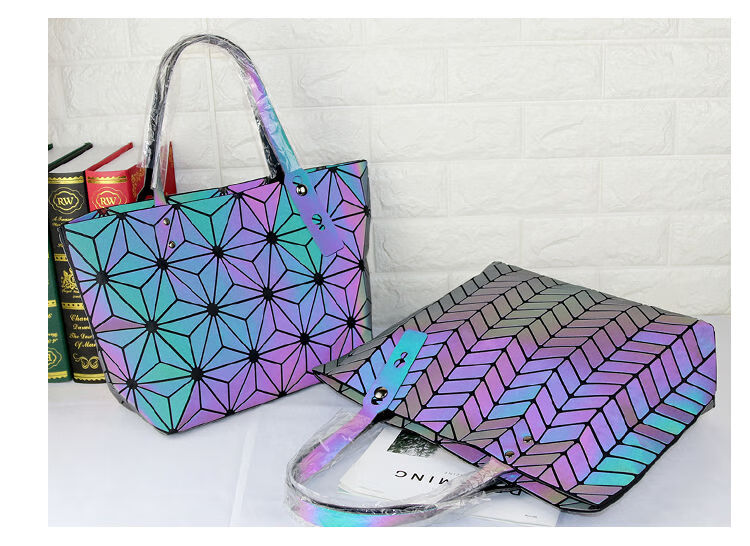 炫彩变色镭射女单肩包2022年夏季新潮韩版几何菱形变形夜光手提包托特