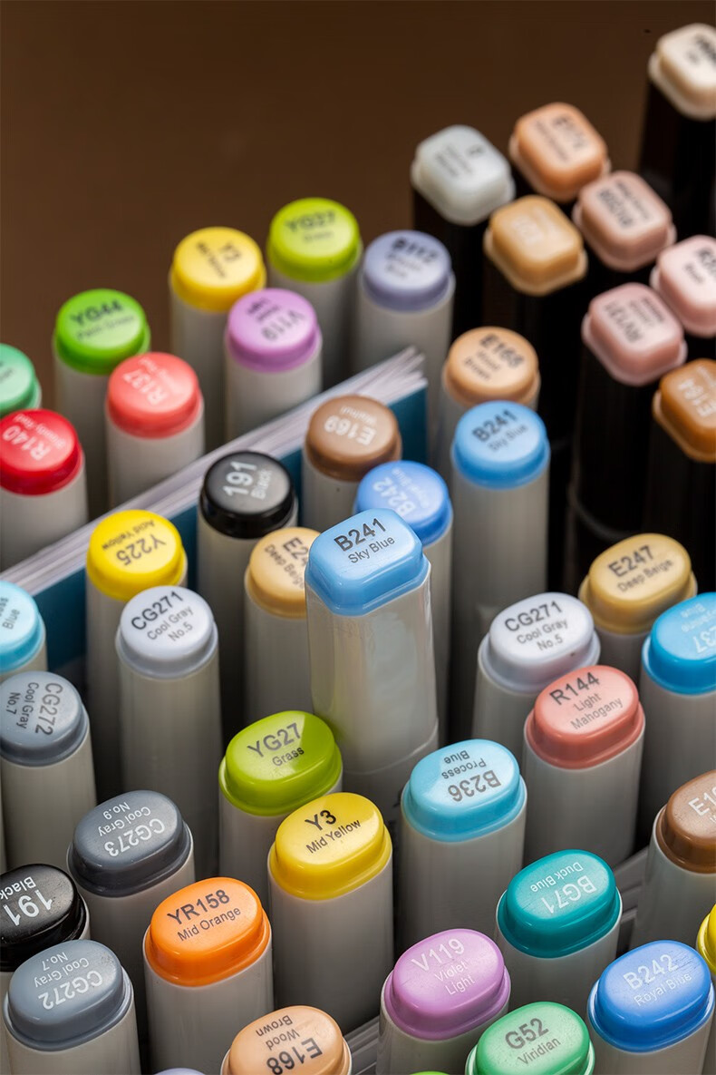 法卡勒 一代马克笔 酒精油性马克笔套装 动漫手绘服装设计双头60色72