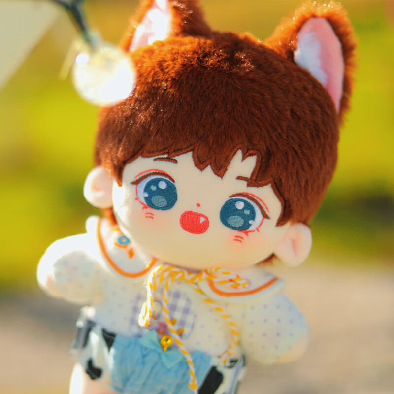 【现货闪送】王俊凯玩偶公仔明星卡通娃娃毛绒玩具tfboys胖胖体20cm