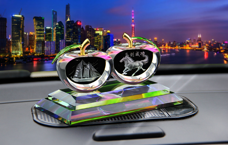 车载香水 水晶苹果汽车摆件香水座 车载车内个性保平安创意男士轿车