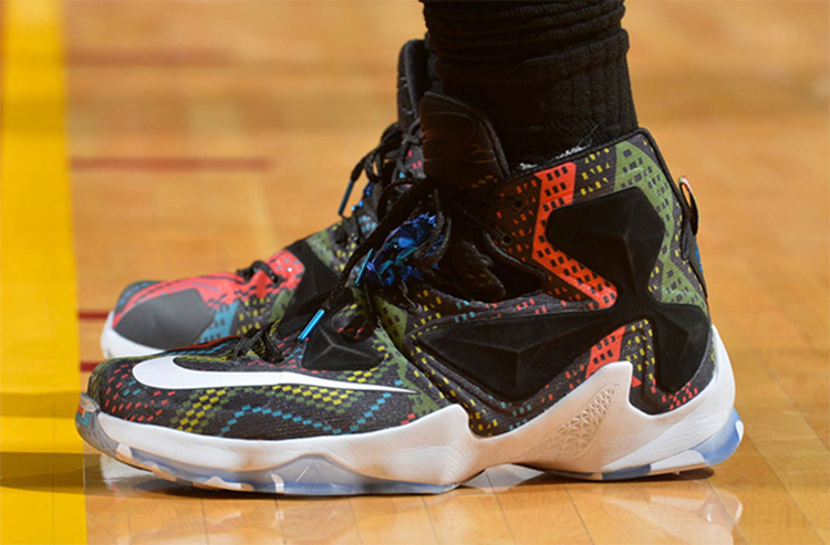 耐克男鞋2016新款lebron 13詹姆斯13气垫运动篮球鞋828378 823301