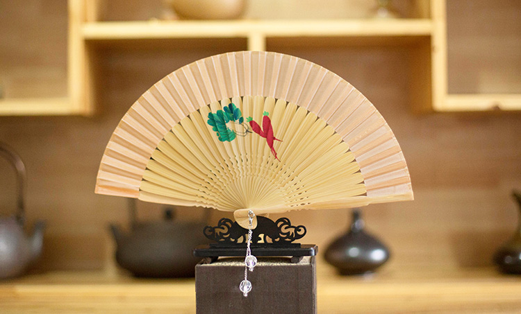 夏季迷你5寸中国风真丝手绘扇子竹扇工艺礼品日用扇女士折扇 红梅