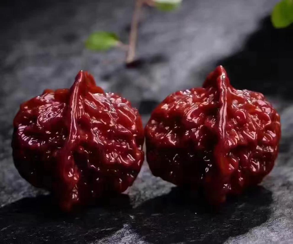 文玩核桃三棱价格普通三棱核桃值钱吗