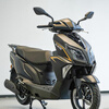 Qianjiang original and authentic new Qianjiang TAN125 motorcycle scooter and Hong 125 have the same platform and imitate UY125 appearance, matte black