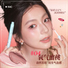 Mr. Wish, use stick blush and play with color eye shadow to contour and brighten delicately. Give your girlfriend a New Year gift. Oxygen Peach 04