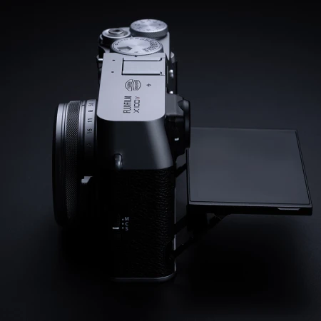 Fuji FUJIFILMX100V Digital Camera Rangefinder 26.1 Megapixels Humanistic Street Sweeping Silver