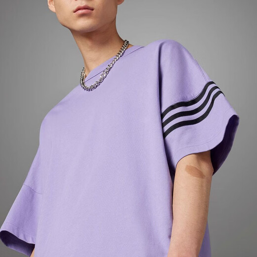 Adidas Clover T-shirt à manches courtes pour hommes 2025 Été Nouvelles vêtements de sport lâche rond coule décontracté à épaule basse supérieure demi-manche coton pur hr3291 violet s