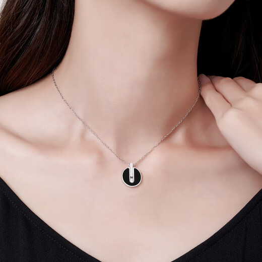 YVONLI signed necklace for women, elegant pendant, light luxury niche temperament, birthday gift for girlfriend, cinnabar red (medium size)