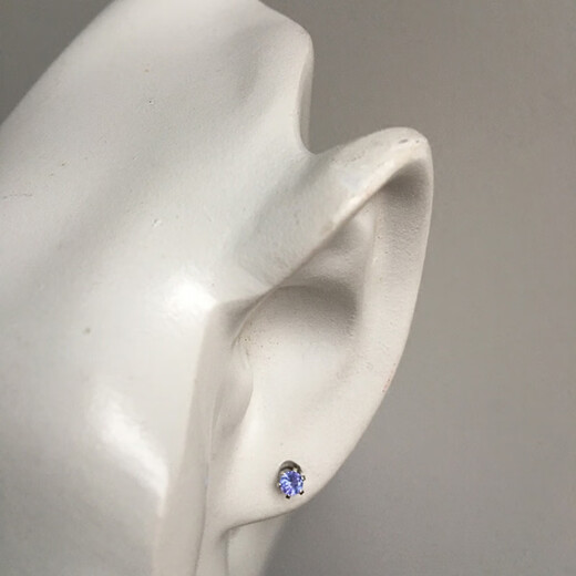 Guanpu Pavilion Fat Donglai's same style tanzanite earrings 3mm mini natural silver earrings are fashionable and versatile as a gift for your girlfriend, purple single
