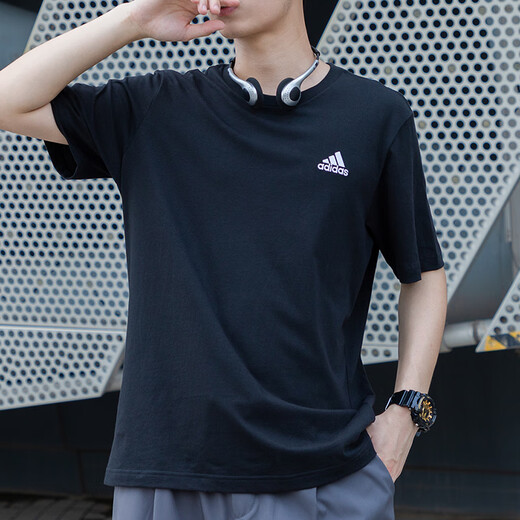阿迪达斯（adidas） 男子运动套装 夏新款时尚短袖透气舒适t恤衫休闲短裤时尚两件套 经典黑/IC9282+IC1484 L/180