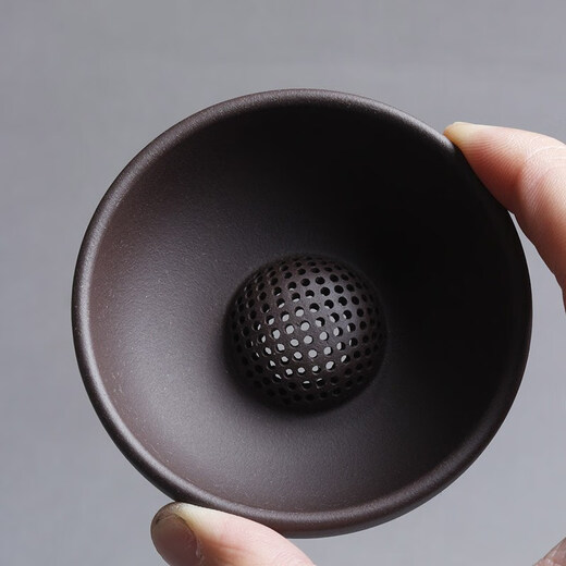 Wei Shi sand fair cup Yixing sand fair cup with tea filter integrated tea drain filter handmade raw mineral mud tea sea tea divider tea set