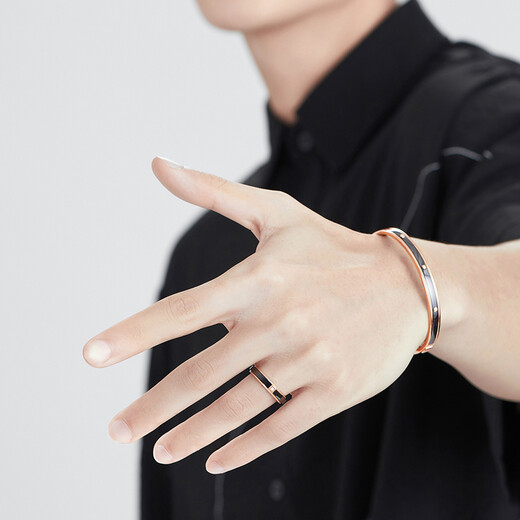 Lukfook Jewelry Porcelain Field Series 18K Gold Love Code Black and White Ceramic Diamond Ring Couple Ring Model FIDSKR0007R No. 18 - Total Weight 2.94g Men's Style