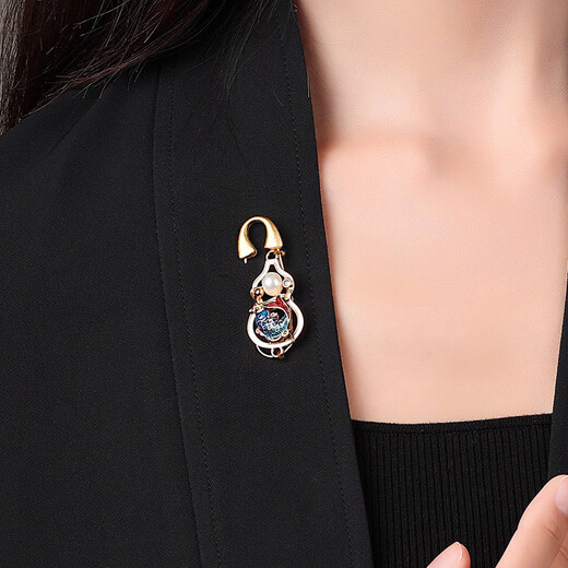 Ancient sayings and modern scenery, Thai blue brooch, sweater, coat, shawl pin, handmade corsage, anti-exposure gourd accessories, collar button for women